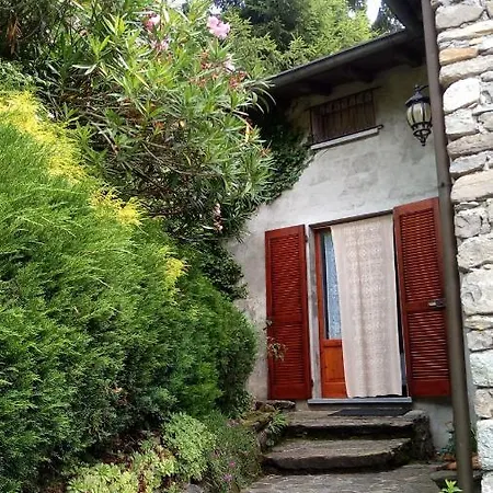 Prima Del Bosco Apartment